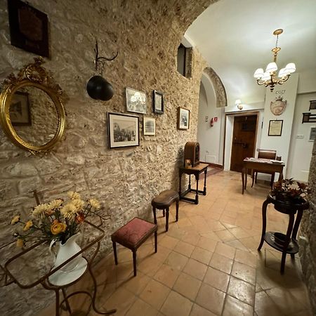 Le Prigioni Del Palazzo B&B Sora Exterior foto