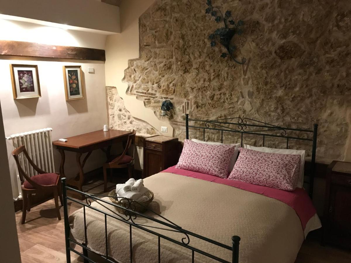 Le Prigioni Del Palazzo B&B Sora Exterior foto