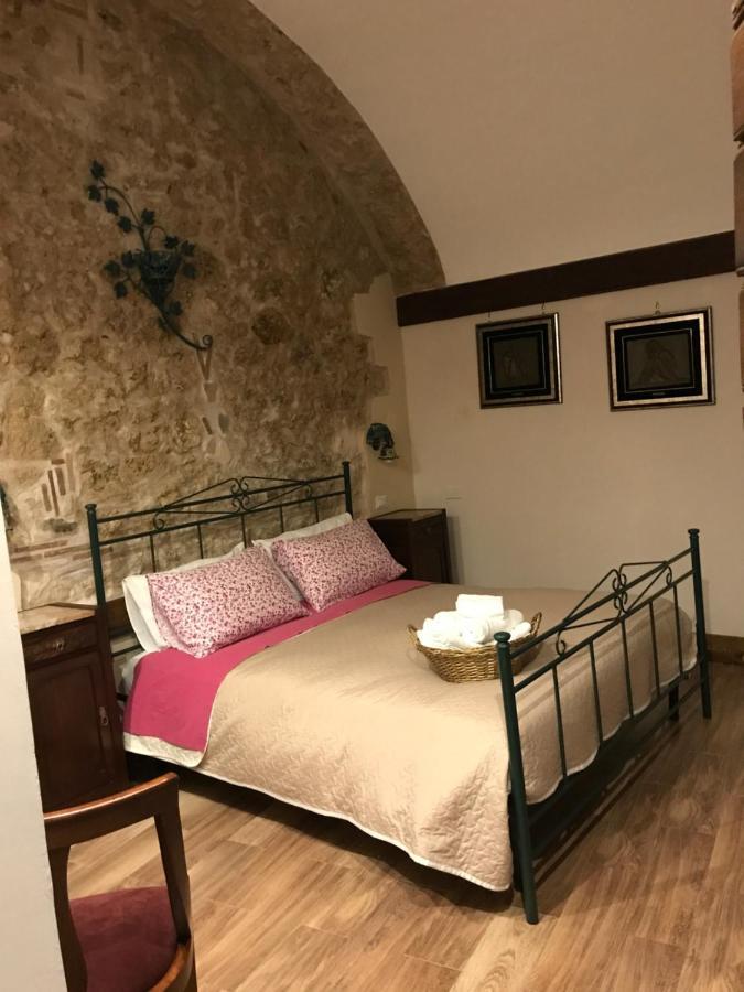 Le Prigioni Del Palazzo B&B Sora Exterior foto