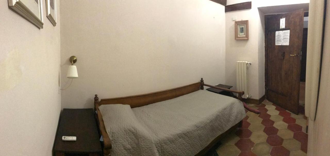 Le Prigioni Del Palazzo B&B Sora Exterior foto