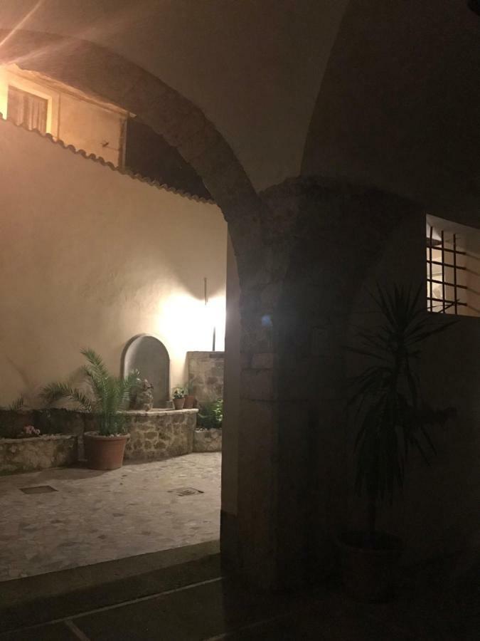 Le Prigioni Del Palazzo B&B Sora Exterior foto